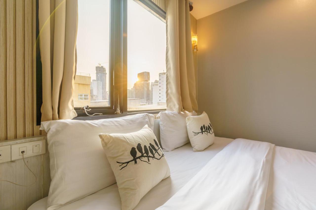 De Lux Bangkok Hotel Extérieur photo