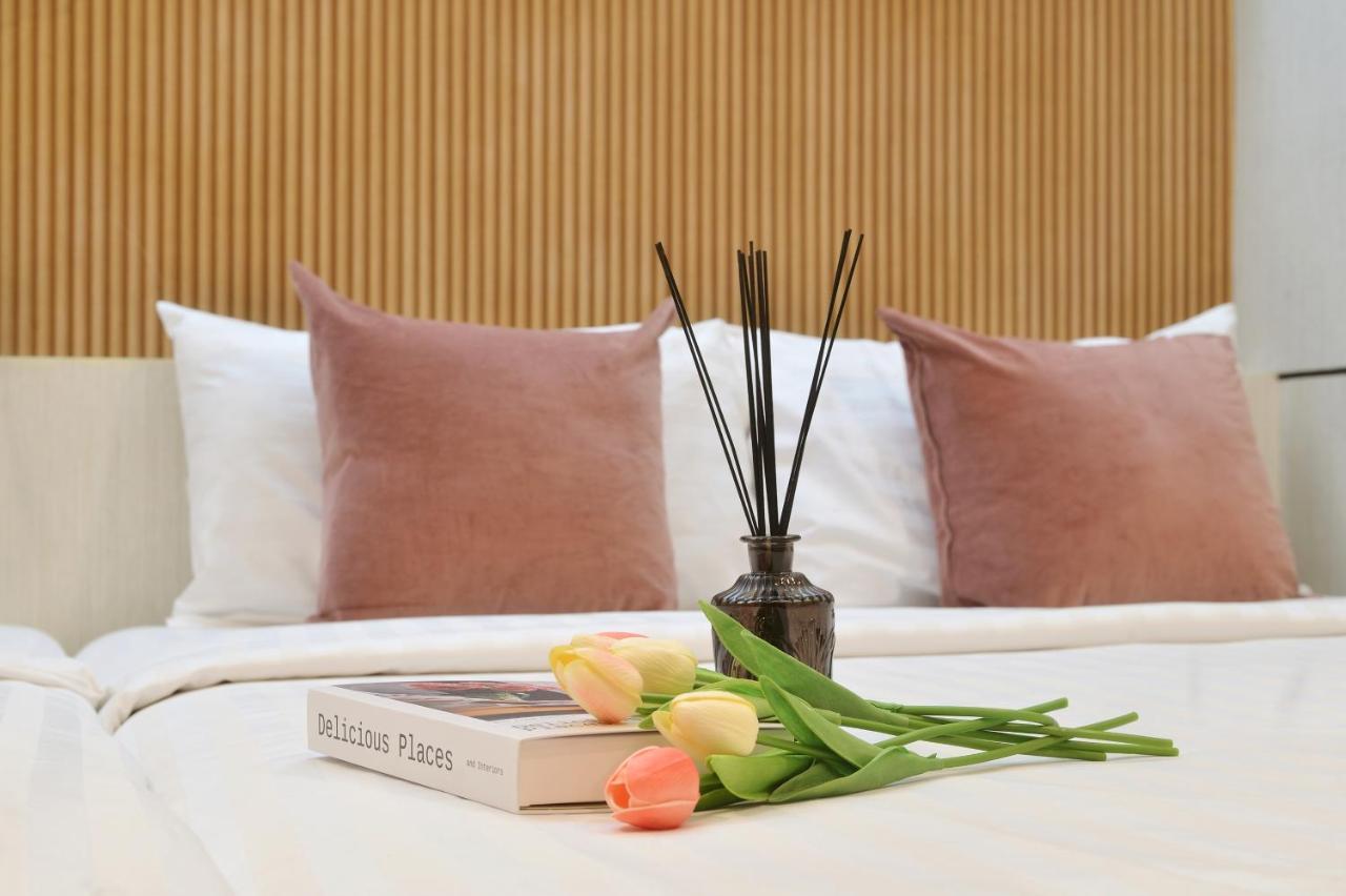 De Lux Bangkok Hotel Extérieur photo