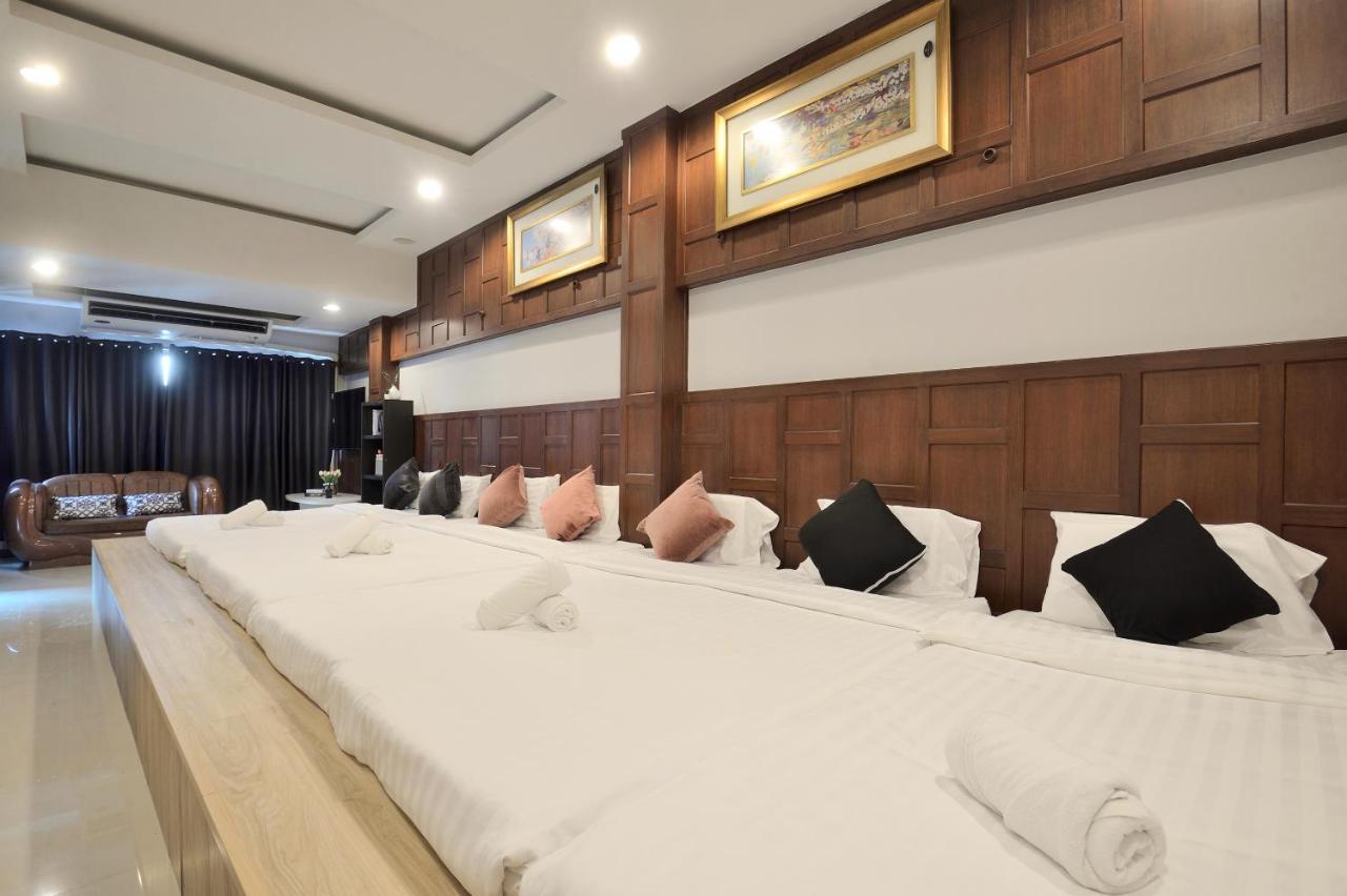 De Lux Bangkok Hotel Extérieur photo