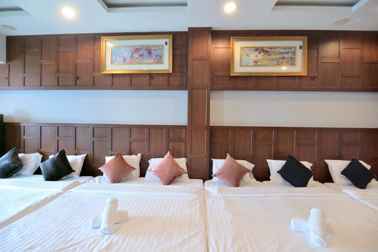 De Lux Bangkok Hotel Extérieur photo
