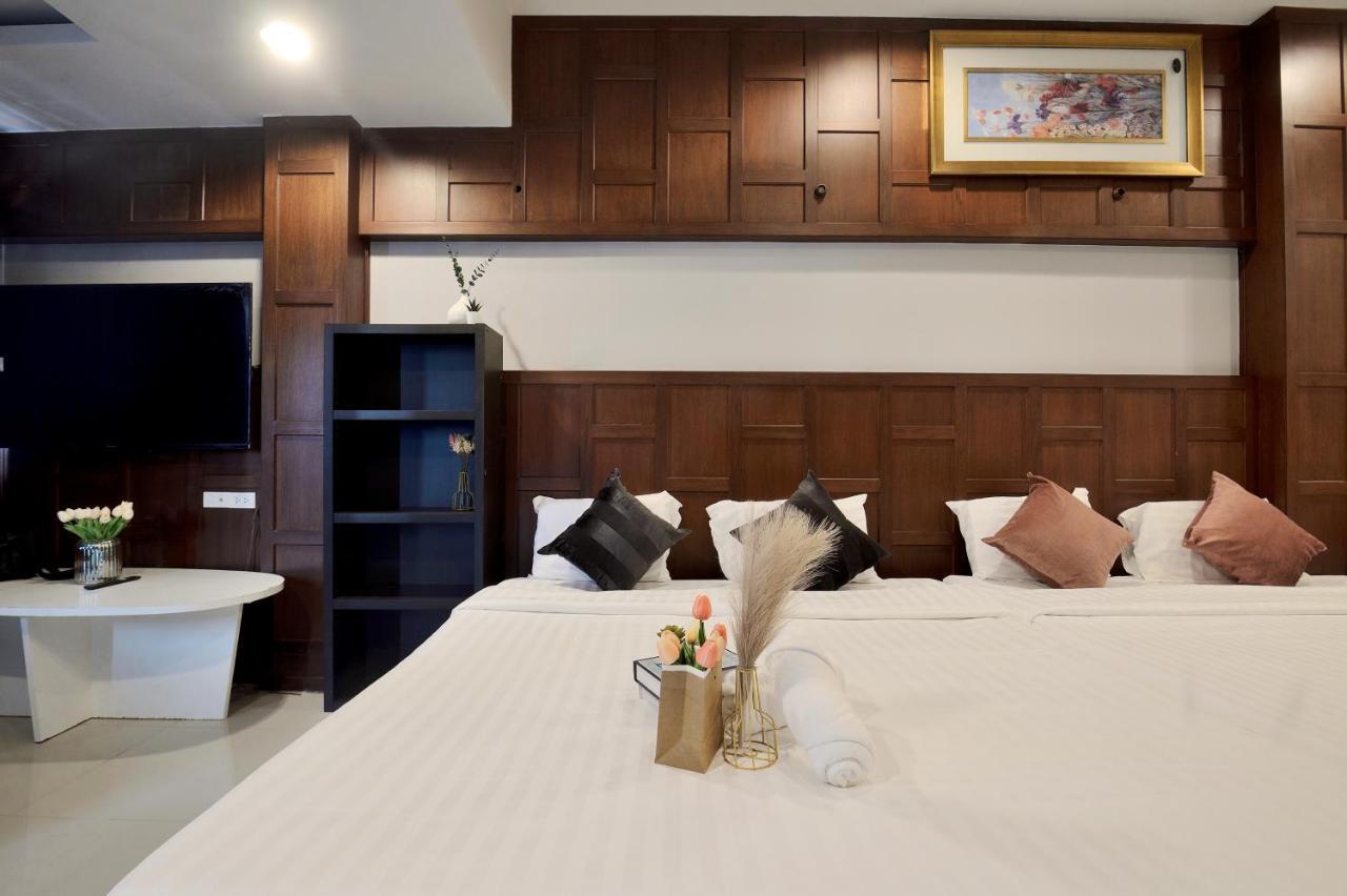 De Lux Bangkok Hotel Extérieur photo